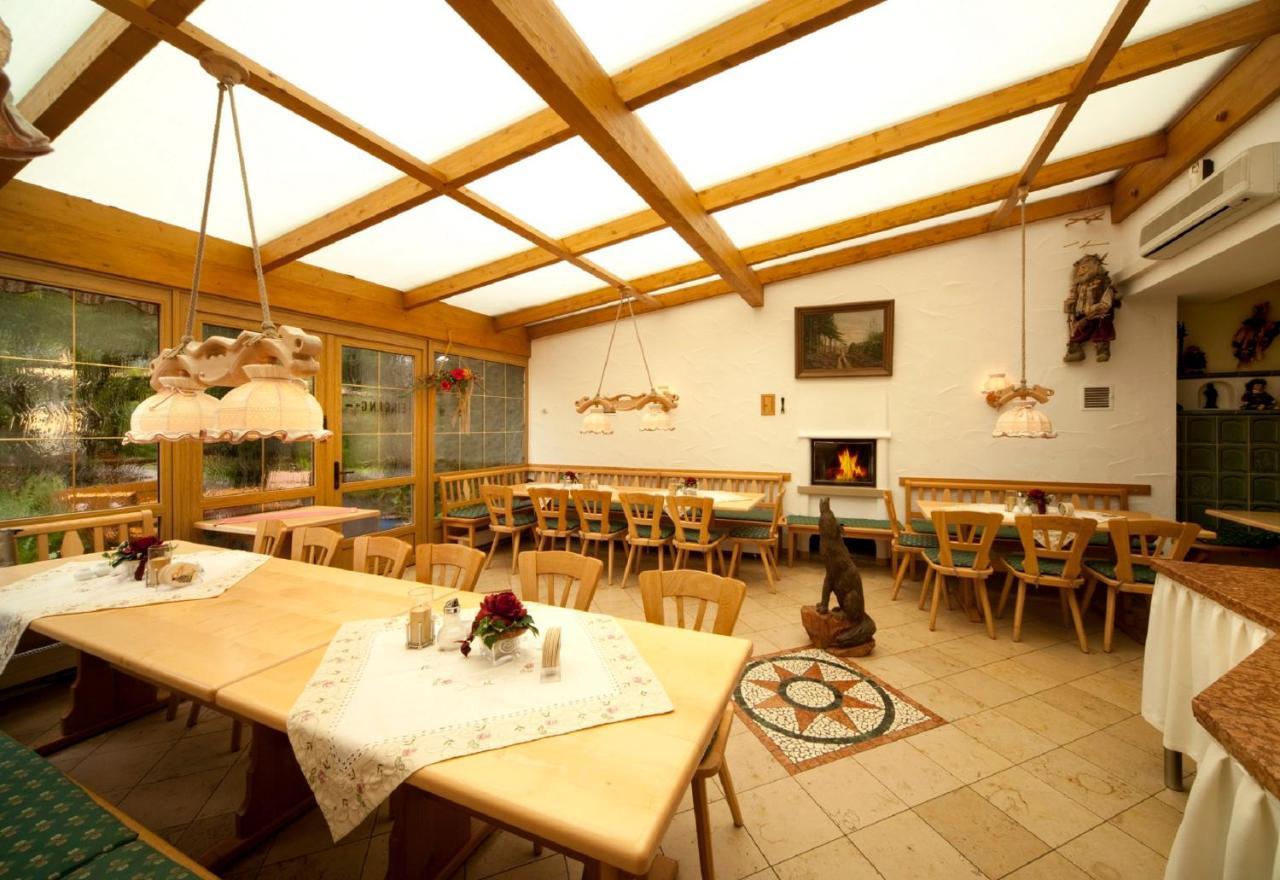 Sugenheim Gasthaus Zur Wolfsschlucht酒店 外观 照片